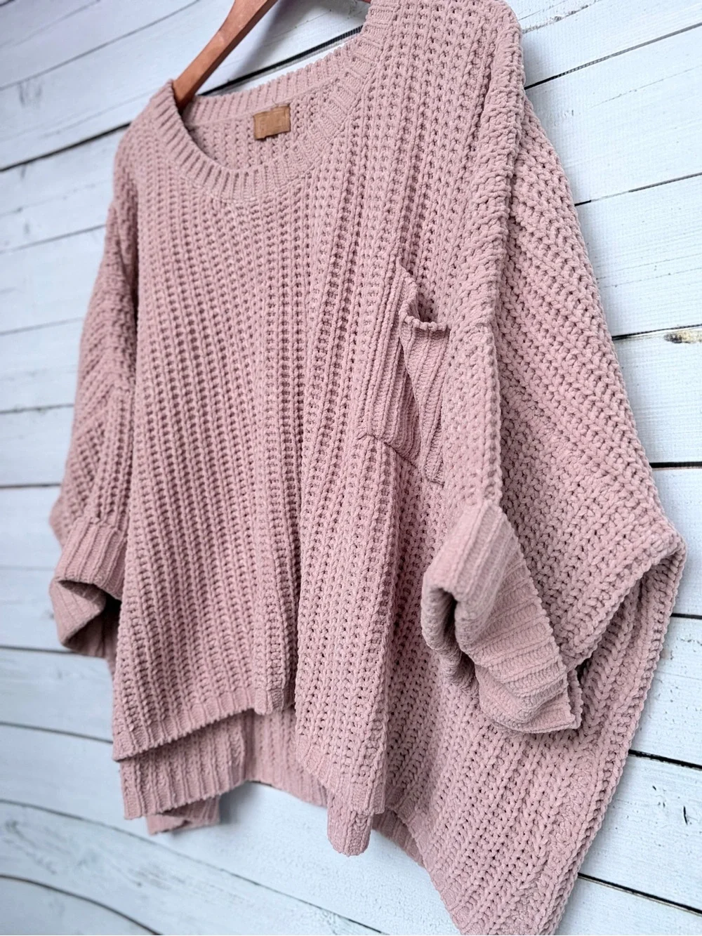 Oversized Scoop-Neck Waffle Knit Sweater with Front Pocket - OS